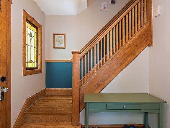 5th image of 634 S Lyman Ave