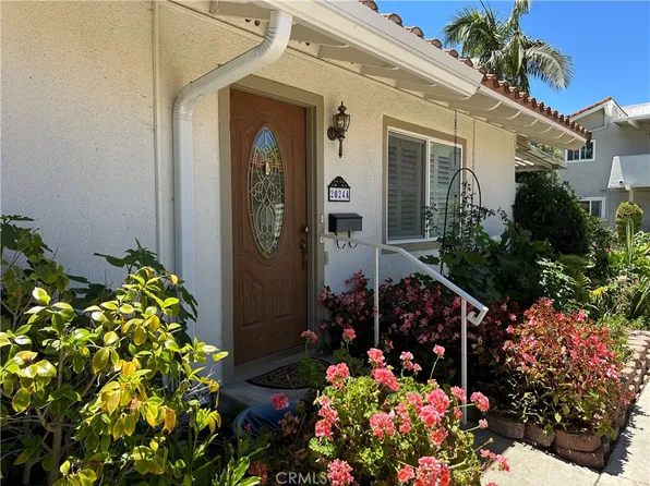 2024 Via Mariposa E #A, Laguna Woods, CA 92637