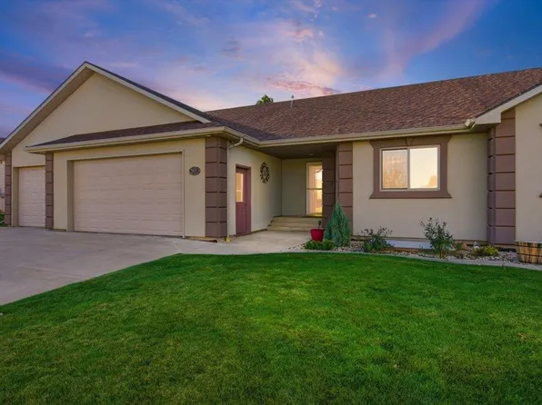 2419 Windmill Dr, Spearfish, SD 57783
