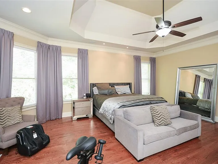 2210 Spalding Dr — Photo 43