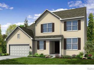 58692 Winnowing Cir N, South Lyon, MI 48178