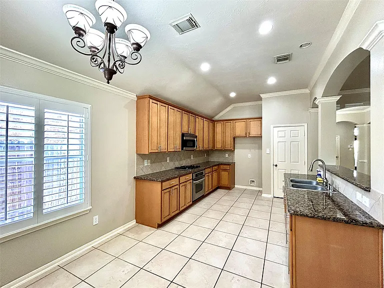 2606 Sun Flare Ln — Photo 5