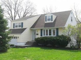 8 Barber Blvd, South Bound Brook, NJ 08880