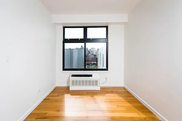 Rented by Nooklyn NYC LLC | media 18