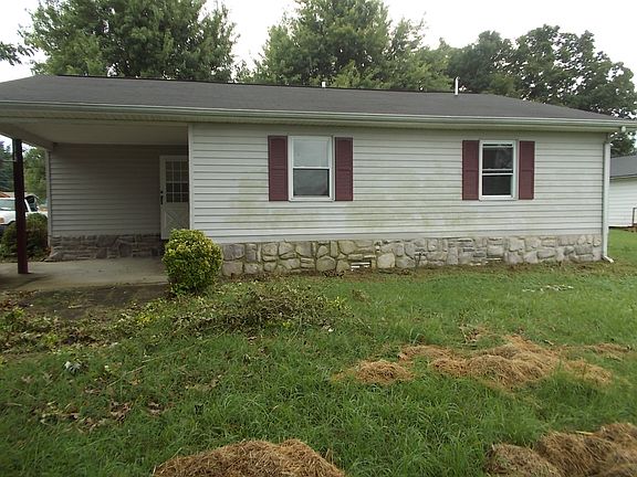 3rd image of 407 Bonham Ave