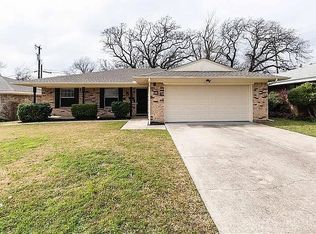 2132 Sandy Ln, Irving, TX 75060