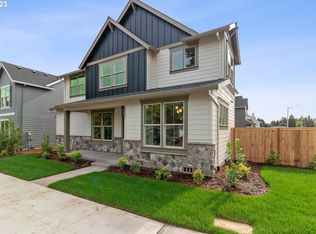 19693 Leland Rd, Oregon City, OR 97045