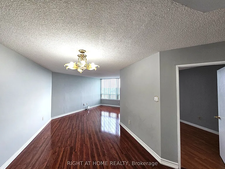 300 Alton Towers Cir #901 — Photo 5