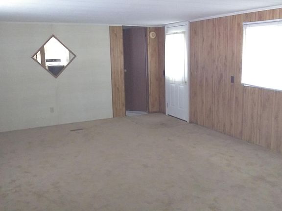 2nd image of 135 Briarwood Dr