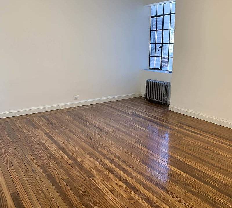 1st image of 25 Tudor City Pl APT 1915
