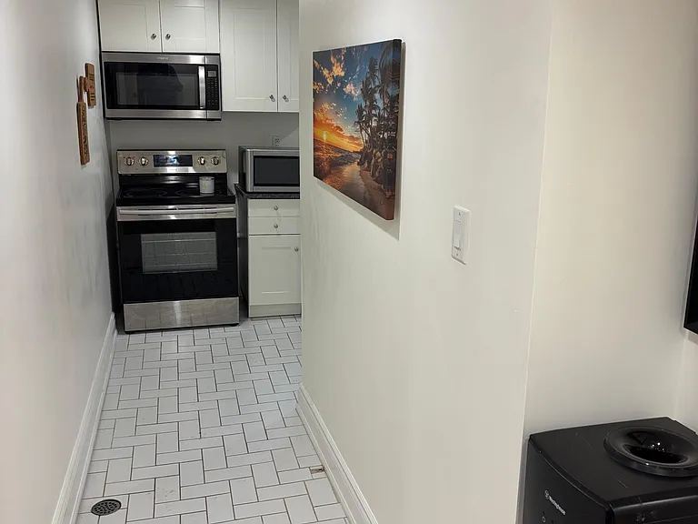 5651 Turney Dr #BASEMENT — Photo 11