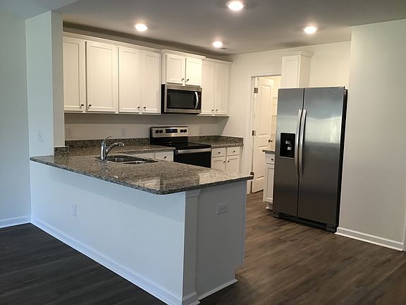 3rd image of 1217 Dogwood Neck Dr