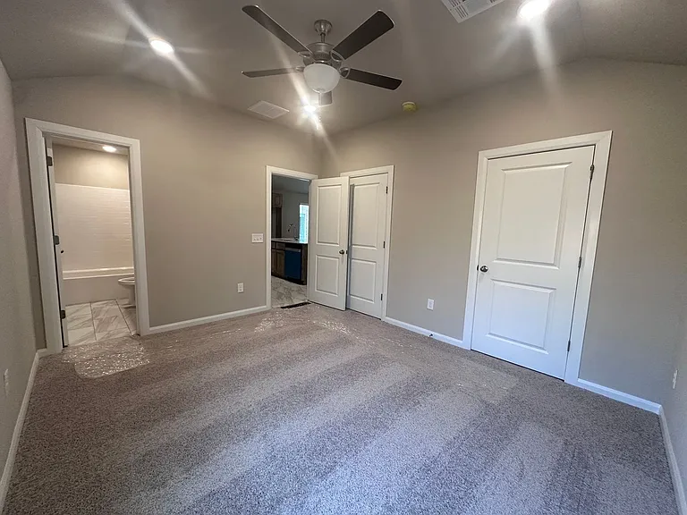 9009 Washita Creek Dr — Photo 8
