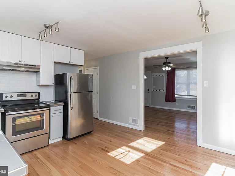 25 Birch Ave — Photo 10