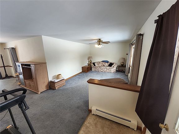 2nd image of 7779 Hamilton Rd