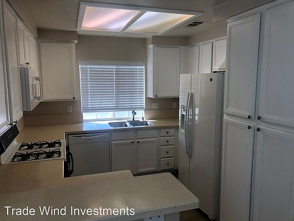 4th image of 5201 S Torrey Pines Dr Unit 1271