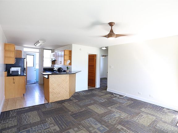 2nd image of 3204 Brokaw St APT 4