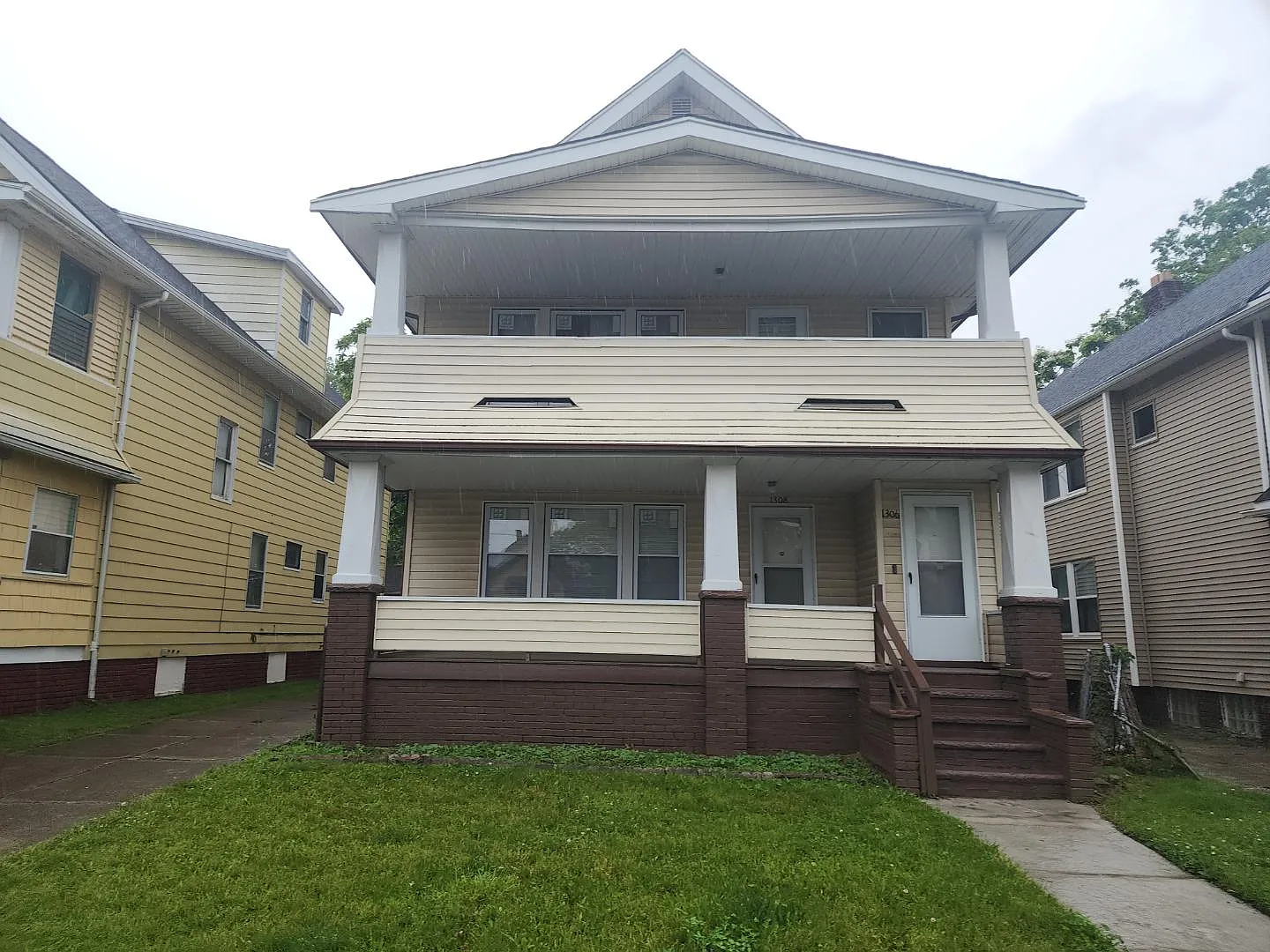 1306 E 134th St #1306 photo 1