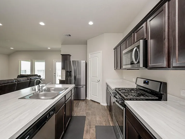 20819 Medford Landing Ln — Photo 8
