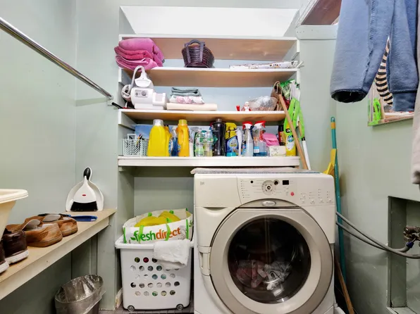 80-04 Cowles Court image 14 of 29