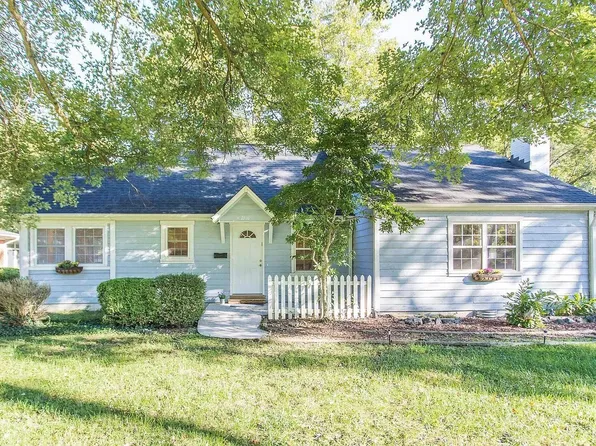 2716 Cammie St, Durham, NC 27705