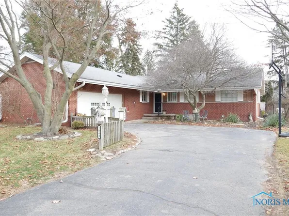 2944 Emmick Dr, Toledo, OH 43606