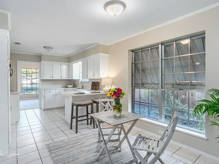7617 Tampa Way — Photo 10
