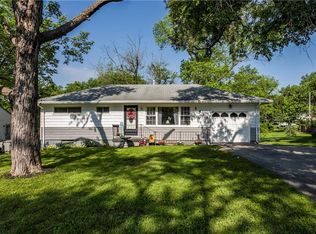 2434 S 47th Dr, Kansas City, KS 66106