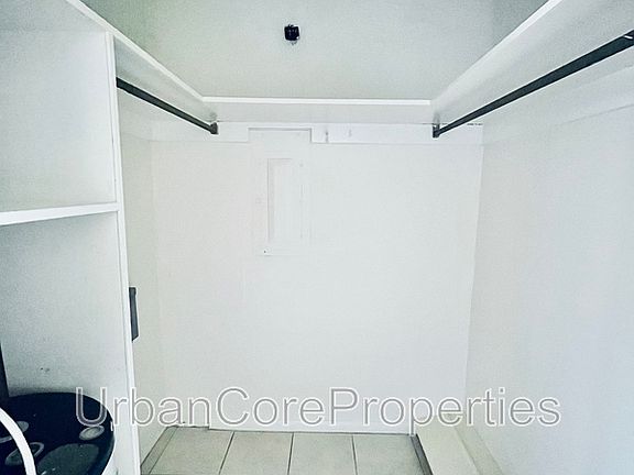 4th image of 115 7th Ave N APT 7