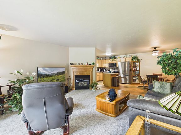 4th image of 3325 N Casaloma Dr APT 40