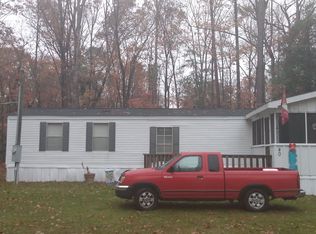 40 Cottonwood Dr, Blounts Creek, NC 27814