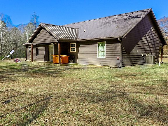 4th image of 694 Harvill Rd