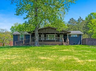 832 Brook Hollow Rd, Nashville, TN 37205