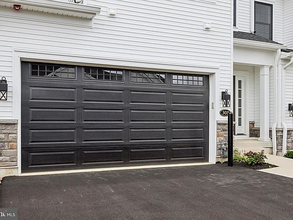 2nd image of 528 Fullerton Farm Ct Lot 11