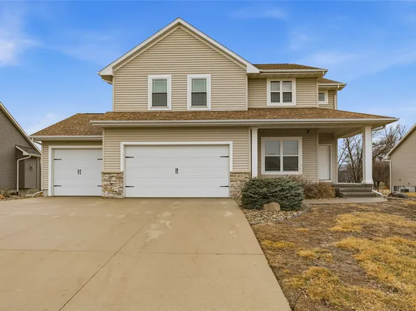 4821 Hay Field Ct SW, Cedar Rapids, IA 52404