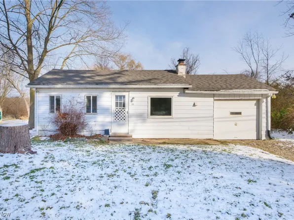 339 Canova Dr, Akron, OH 44319