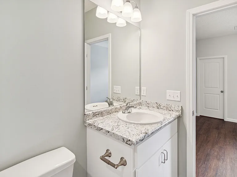 905 Olmstead Ave — Photo 30