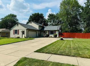 812 Knollwood Dr, Greenwood, IN 46142