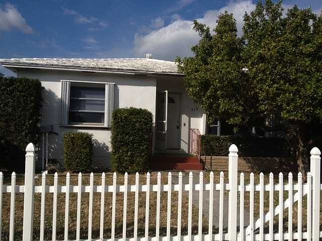 1st image of 315 N L Street #Front & Back