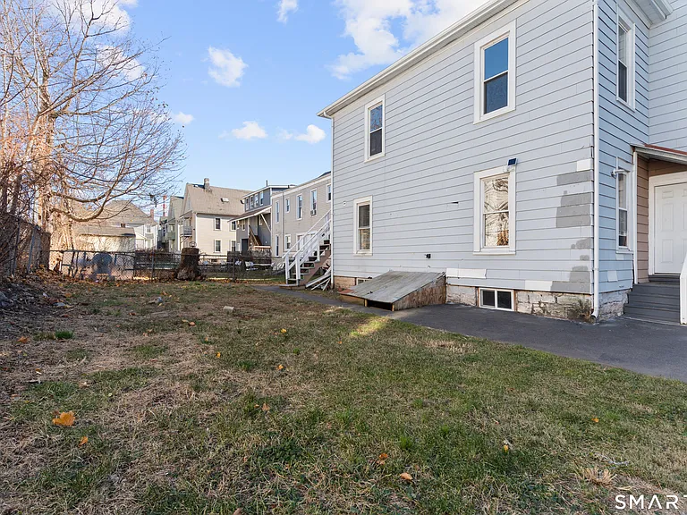 394 Gregory St #2 — Photo 25