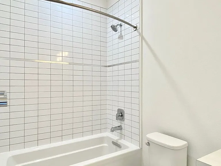 3500 S Corona St #504 — Photo 25