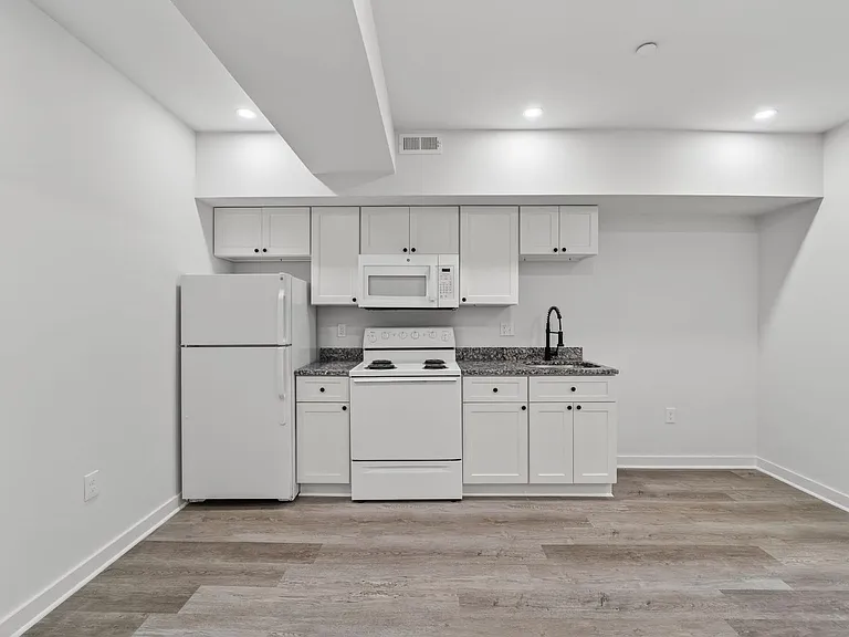 1321 Anacostia Rd SE — Photo 38