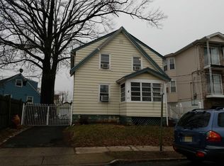 629 Chetwood St, Elizabeth, NJ 07202