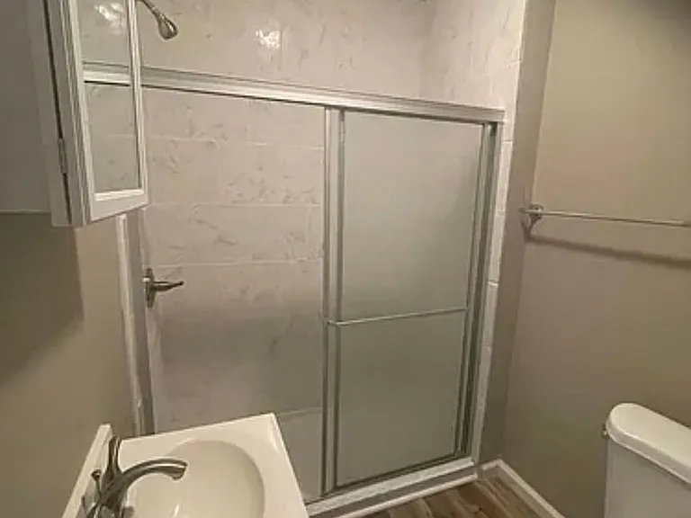 1310 Grosscup Ave — Photo 3
