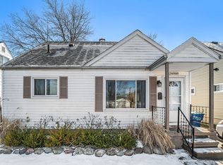 14868 Chesterfield Ave, Warren, MI