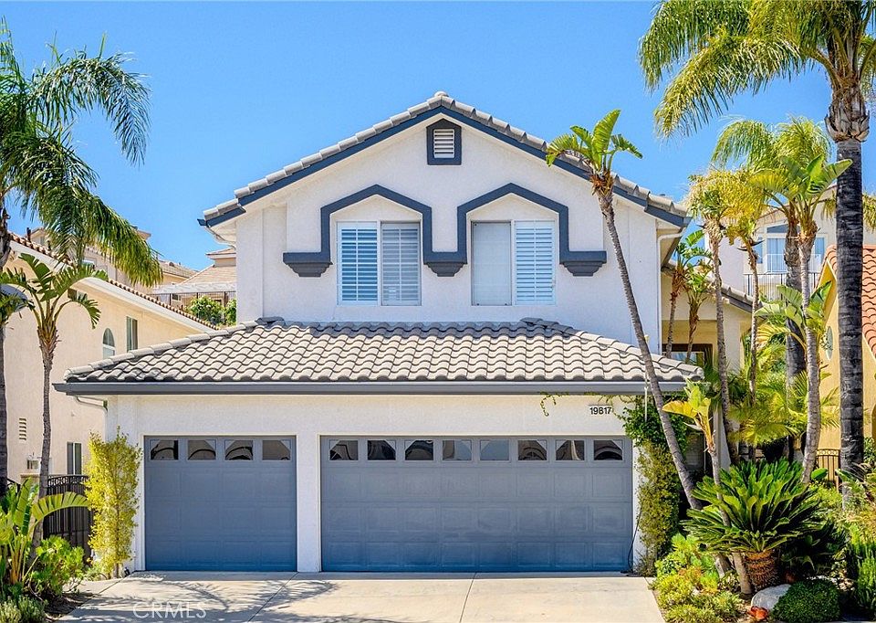 1st image of 19817 Sierra Meadows Ln