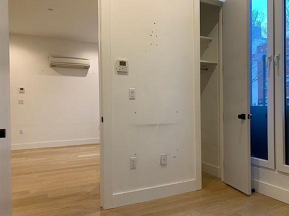 5th image of 420 Tompkins Ave #134