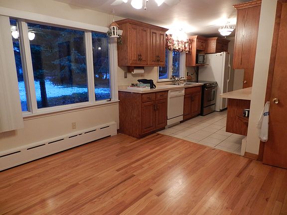 2nd image of 920 McCandless St
