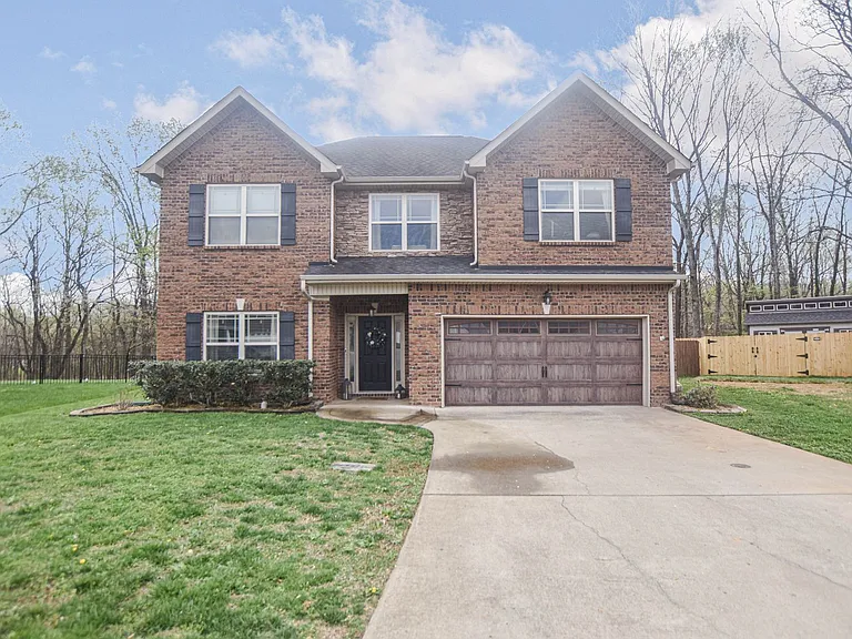 1296 Brigade Dr — Photo 1