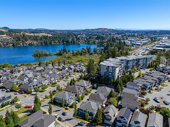 4th image of 2957 Alouette Dr #111